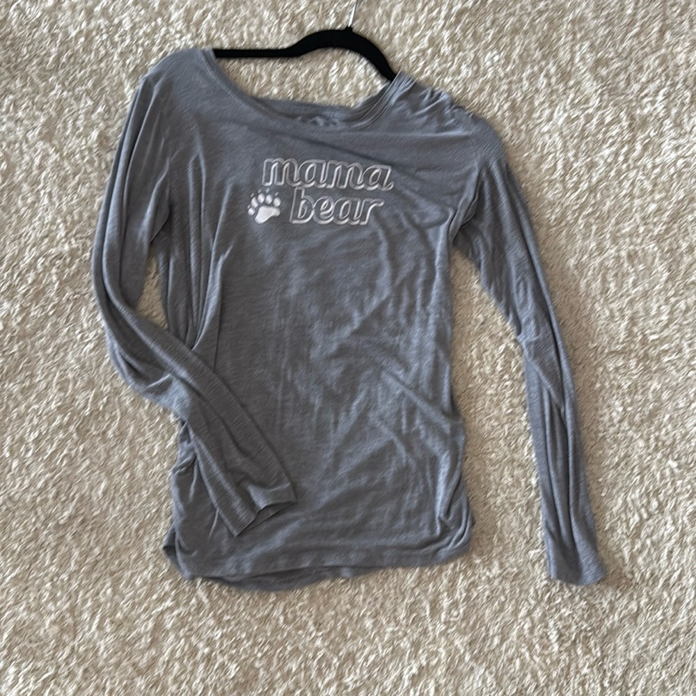 Sonoma maternity shirt in medium